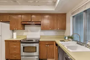 1033 NE 178th Ave, Portland, OR 97230 - Photo 14