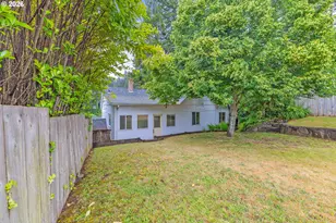 1688 N 8th St, Coos Bay, OR 97420 - Photo 24