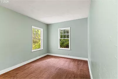 1688 N 8th St, Coos Bay, OR 97420 - Photo 8