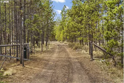 56005 Browning Dr, Bend, OR 97707 - Photo 42