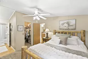 56005 Browning Dr, Bend, OR 97707 - Photo 26