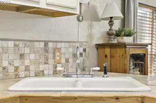 56005 Browning Dr, Bend, OR 97707 - Photo 14