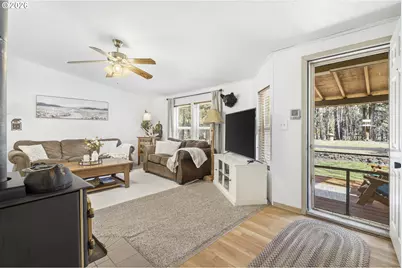 56005 Browning Dr, Bend, OR 97707 - Photo 20