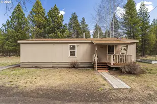 56005 Browning Dr, Bend, OR 97707 - Photo 4
