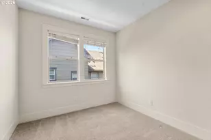 629 SW Trillium Creek Ter, Portland, OR 97225 - Photo 18
