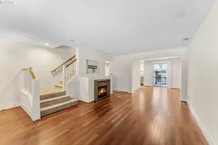 629 SW Trillium Creek Ter, Portland, OR 97225 - Photo 2