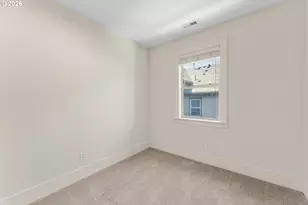 629 SW Trillium Creek Ter, Portland, OR 97225 - Photo 16