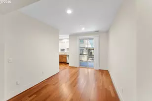 629 SW Trillium Creek Ter, Portland, OR 97225 - Photo 6