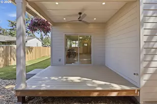 8712 SE Clatsop St, Happy Valley, OR 97086 - Photo 28