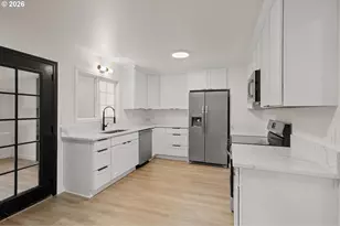 5073 SE Rainbow Ln, Milwaukie, OR 97222 - Photo 10