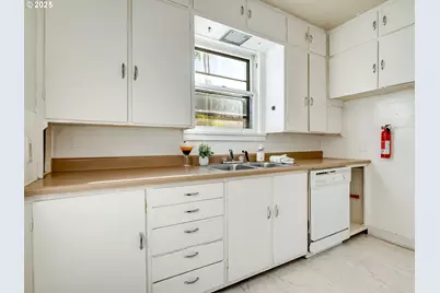 3535 SE 69th Ave, Portland, OR 97206 - Photo 22