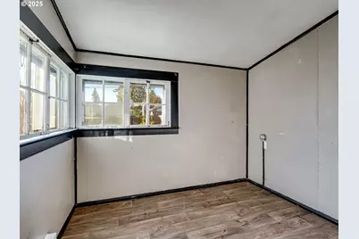 3535 SE 69th Ave, Portland, OR 97206 - Photo 18