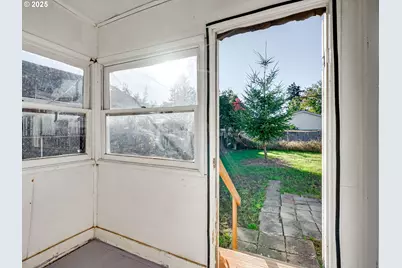 3535 SE 69th Ave, Portland, OR 97206 - Photo 32