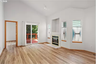727 NE Dallas St, Camas, WA 98607 - Photo 10