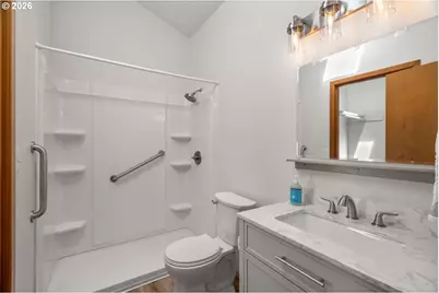 727 NE Dallas St, Camas, WA 98607 - Photo 18