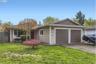 9042 N Chautauqua Pl, Portland, OR 97217 - Photo 2