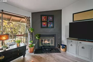 2818 Tree Top Ln, West Linn, OR 97068 - Photo 16