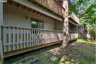 2818 Treetop Ln, West Linn, OR 97068 - Photo 32