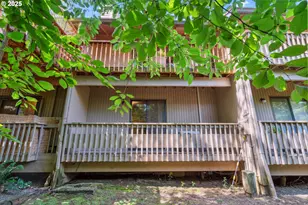 2818 Tree Top Ln, West Linn, OR 97068 - Photo 30