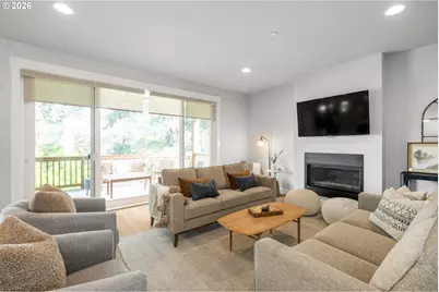 3304 N Irvine Dr, Cornelius, OR 97124 - Photo 4