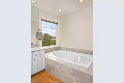 500 NW Pacific Grove Dr, Beaverton, OR 97006 - Photo 28