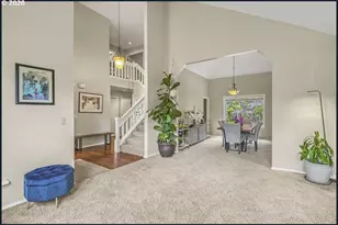 16323 NE Eugene Ct, Portland, OR 97230 - Photo 4