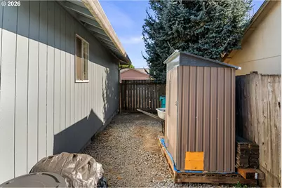 1310 NW 4th St, Battle Ground, WA 98604 - Photo 32