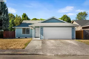 1310 NW 4th St, Battle Ground, WA 98604 - Photo 2
