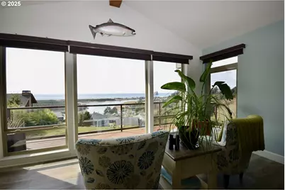7835 Brooten Mountain Loop, Pacific City, OR 97135 - Photo 18