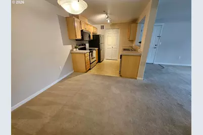 720 NW 185th Ave #306, Beaverton, OR 97006 - Photo 4
