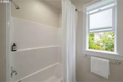 2301 Oakway Ter, Eugene, OR 97401 - Photo 34