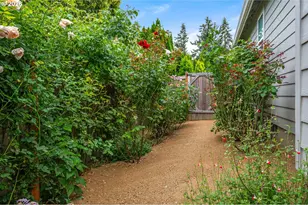 2301 Oakway Terrace, Eugene, OR 97401 - Photo 42
