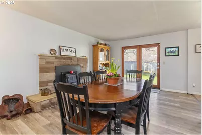 119 Monterey Dr, Kelso, WA 98626 - Photo 8