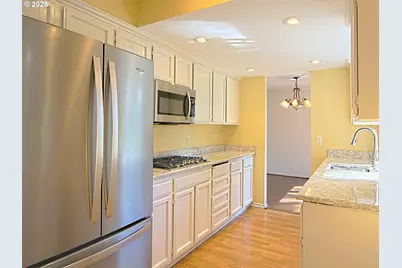 15597 SW Summerfield Ln, Tigard, OR 97224 - Photo 8