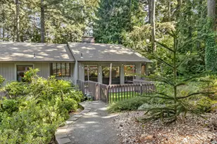 2592 Hillcrest Ct, West Linn, OR 97068 - Photo 2