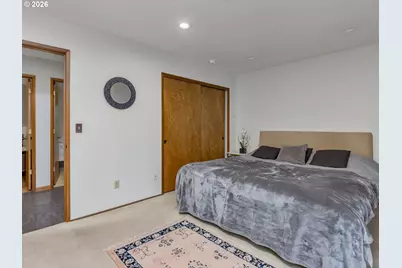 2592 Hillcrest Ct, West Linn, OR 97068 - Photo 28