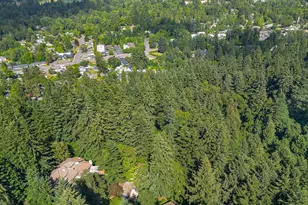 2592 Hillcrest Ct, West Linn, OR 97068 - Photo 46