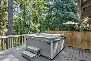 2592 Hillcrest Ct, West Linn, OR 97068 - Photo 10