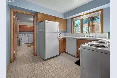 912 E Main St, Hillsboro, OR 97123 - Photo 10