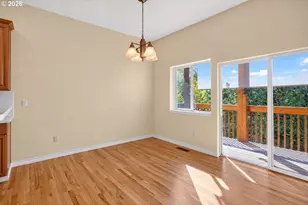 1352 SW Binford Lake Pkwy, Gresham, OR 97080 - Photo 6