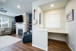 2690 NW Meadows Dr, McMinnville, OR 97128 - Photo 10