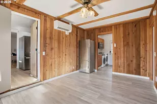 4295 Ferry St, Eugene, OR 97405 - Photo 28