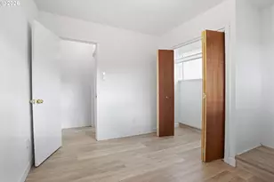 4295 Ferry St, Eugene, OR 97405 - Photo 32