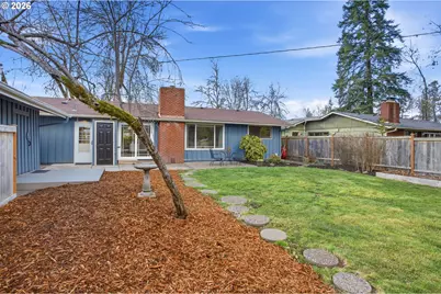4295 Ferry St, Eugene, OR 97405 - Photo 38