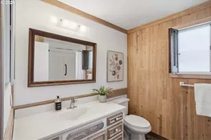 4295 Ferry St, Eugene, OR 97405 - Photo 22