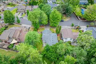 7750 SW Raintree Dr, Beaverton, OR 97008 - Photo 34