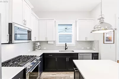 11742 SW Valencia Ln, Wilsonville, OR 97070 - Photo 10