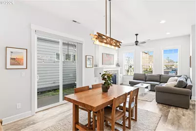 11742 SW Valencia Ln, Wilsonville, OR 97070 - Photo 6