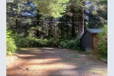 4640 Mitchell Loop Rd, Florence, OR 97439 - Photo 36