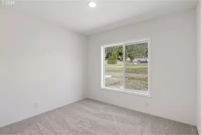 200 Hedrick Creek Ave, Drain, OR 97435 - Photo 34